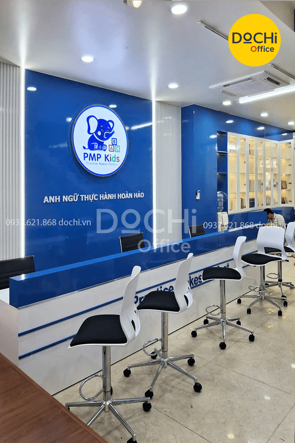 Nội Thất Văn Phòng Trung Tâm Tiếng Anh PMP